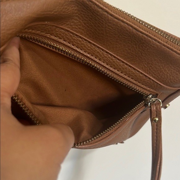 Tan Leather Crossbody Bag - Picture 3 of 8